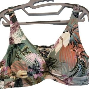 Torrid Women's Tropical Floral Bikini Top Size 1 Multicolor Adjustable Straps